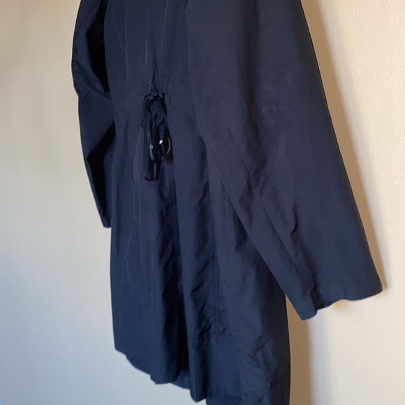 Cole Haan Signature rain jacket 3/4 length. - Picture 9 of 11